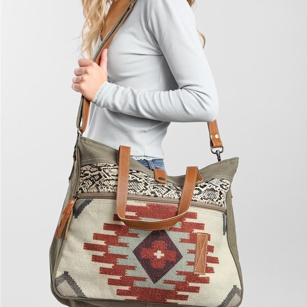 Myra Women"s Bag Amber Cool Messenger Tote! - Picture 6 of 12